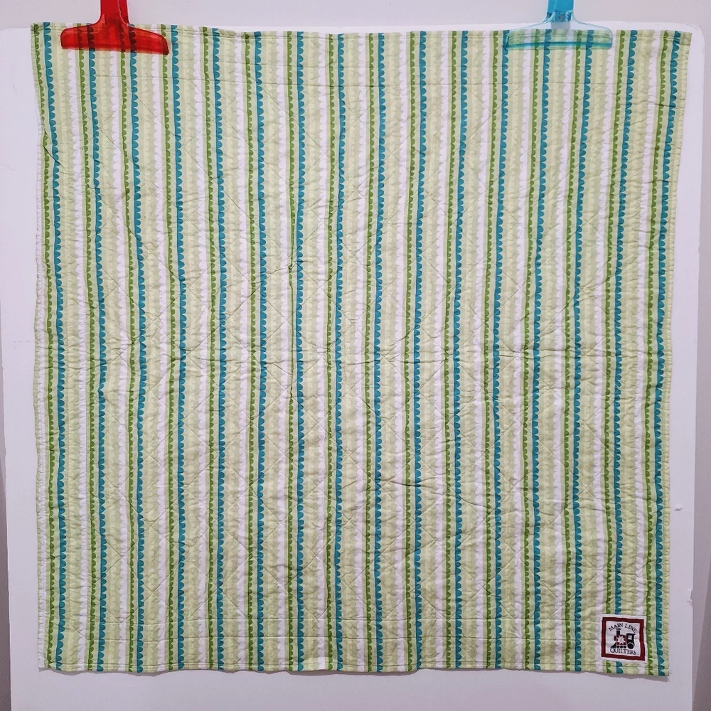 Mainline Quilters patchwork baby quilt blanket 🤍Size 37x37